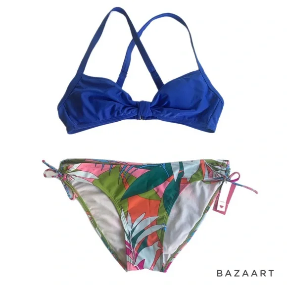 Xhilaration Blue Front Twist Bralette & Xhilaration Tropical Bikini Bottom - Picture 2 of 8